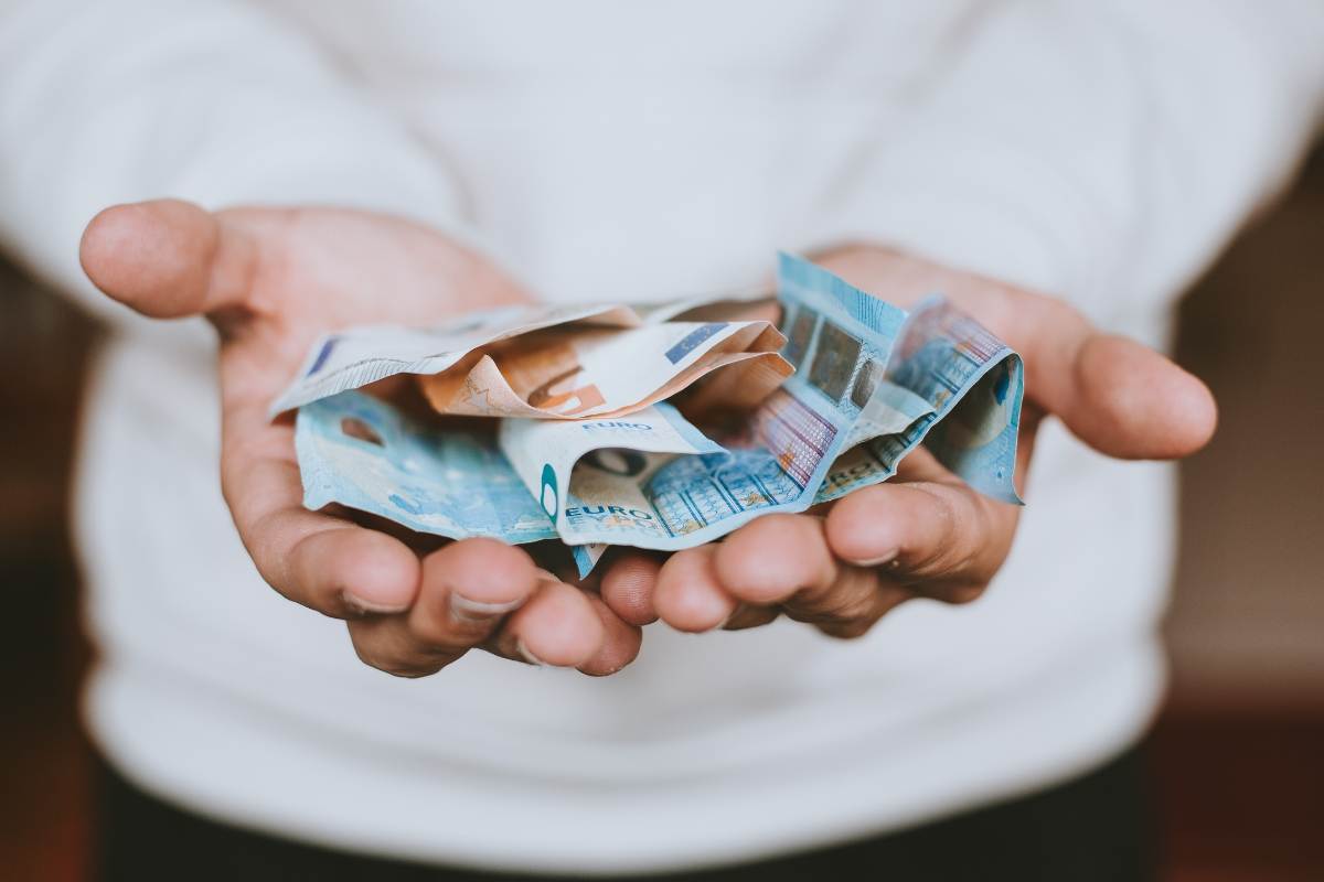 Reddito minimo, l'Italia deve accettarlo