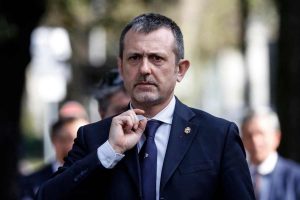 Caso Delmastro: Palazzo Chigi si schiera contro le toghe