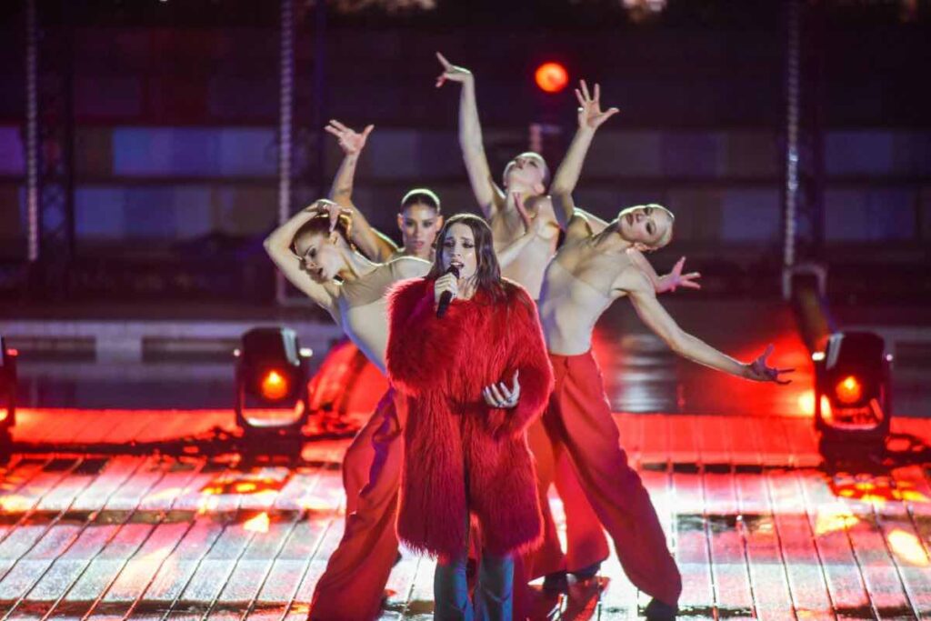 Angelina-Mango-Ritorno - 1